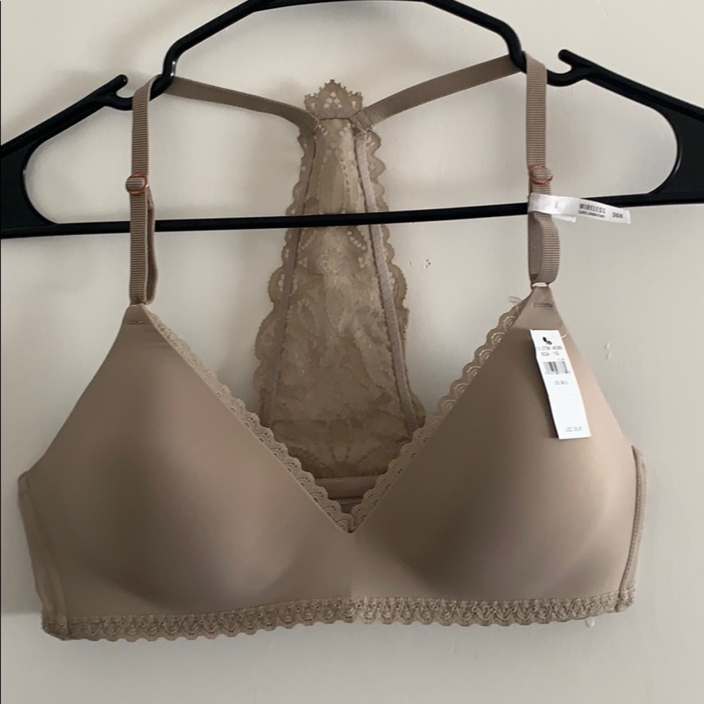 Aerie Wireless “Everyday Wear” bra